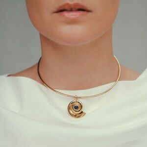 NWT Daphine Agathe Necklace